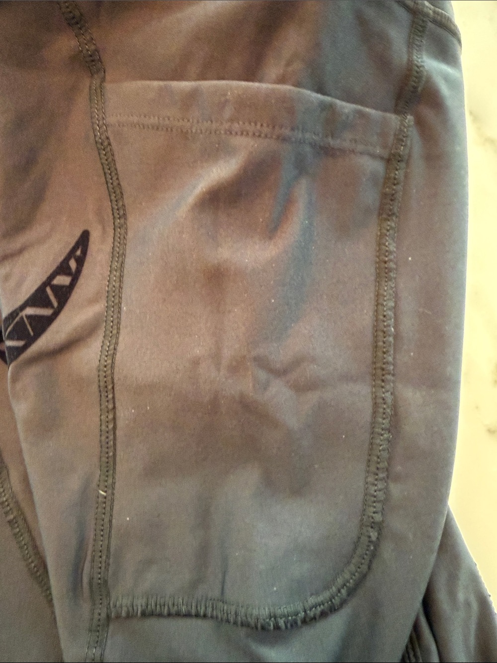 Performance Leggings with Subtle Graphic , elastic bands for tight waist..NWOT - Picture 5 of 6